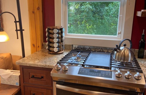 Beacon Apartment | Stylishly Renovated Apartment in Historic Brick Farmhouse