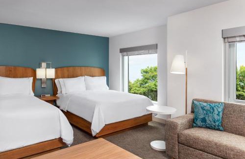 North Chelmsford Hotel | Pet-Friendly Element Chelmsford with Hot Tub & Breakfast