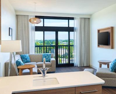 Huntsville Hotel | Discover Element Huntsville: Pet-Friendly with Pool Access