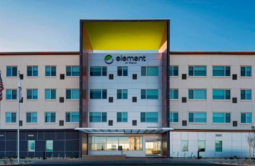 Palmdale Hotel | Discover Element Palmdale: Pet-Friendly Stay with Ocean View