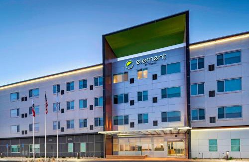 Palmdale Hotel | Discover Element Palmdale: Pet-Friendly Stay with Ocean View