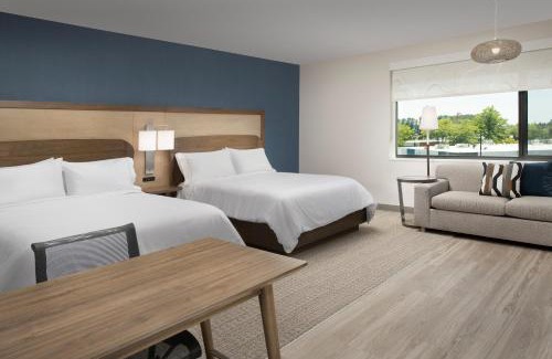 Southcenter Hotel | Experience Element Seattle Sea-Tac Airport with Ocean Views