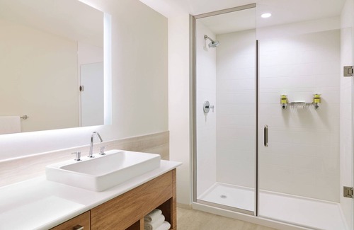 West Des Moines Hotel | Discover Element West Des Moines: Rated 9.2, Family-Friendly Amenities