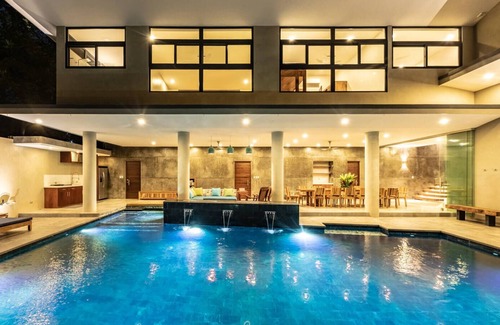 Nosara Villa | Elements: 7-Bedroom Villa with Ocean View, Steps from Beach