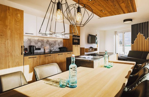 Schuttdorf Hotel | Discover Elements Resort Zell am See - A 4-Star Retreat
