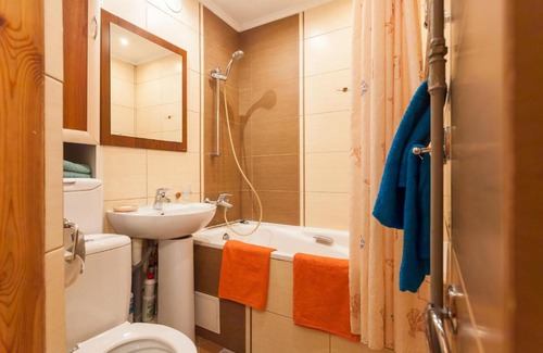Kaliningrad Apartment | Comfortable Elen Home Apartment with Pet-Friendly Amenities