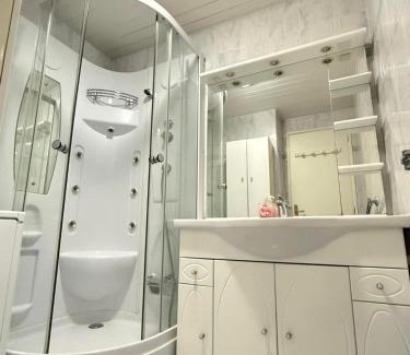 Sainte-Marguerite Apartment | Elena hotel