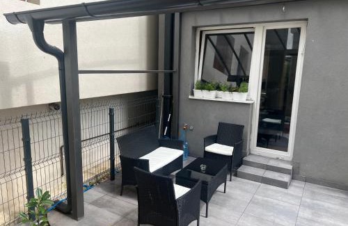 Uzice Apartment | Exceptional Stay at ELENA LUX - Child Friendly & Highly Rated