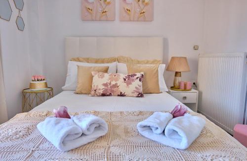 Agios Stefanos Avliotes Apartment | Elegant Elena Suite in Agios Stefanos - Rated 9.9/10