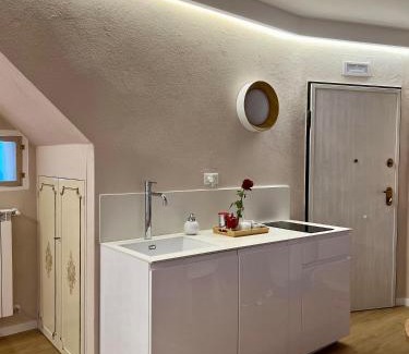 Sutri Apartment | Elena's Suite