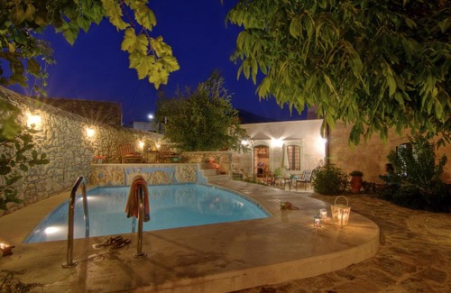 Mylopotamos Villa | Eleni's Stately Home: Oceanfront Bliss with Family-Friendly Perks