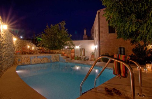 Mylopotamos Villa | Eleni's Stately Home: Oceanfront Bliss with Family-Friendly Perks