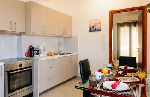 Agios Nikolaos Apartment | Unforgettable Stay at Elenis Lake View Center House