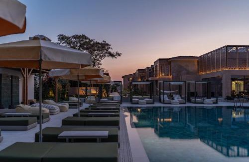 Ialyssos Hotel | Pet-Friendly Eleonas Apartments with Pool and Family Perks