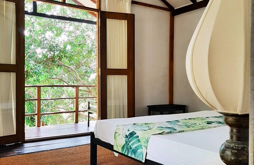 Sevanagala Hotel | Family-Friendly Elephant Lodge with Dining & Breakfast Options