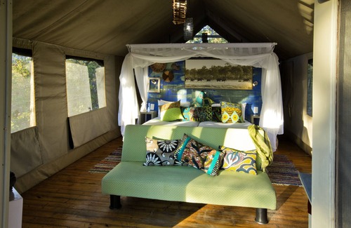 Khwai Other | Hyena Pan: Family-Friendly Getaway with Pool & Dining