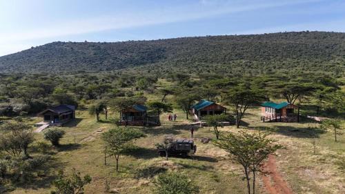 Maasai Mara House | Pet-Friendly Elephant Trails Camp with Spa and Hot Tub