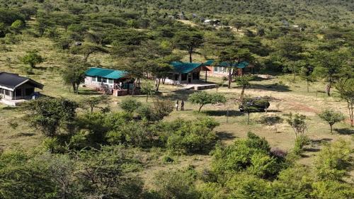 Maasai Mara House | Pet-Friendly Elephant Trails Camp with Spa and Hot Tub