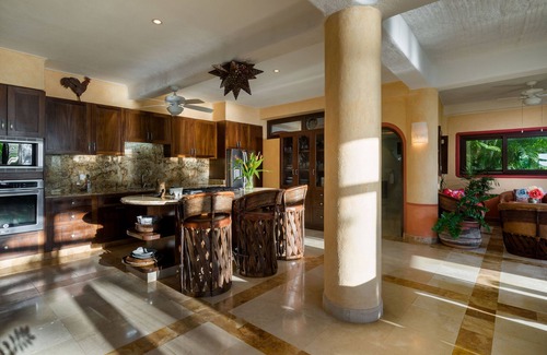 Litibu House | Beachfront House with Breathtaking Sunset Views