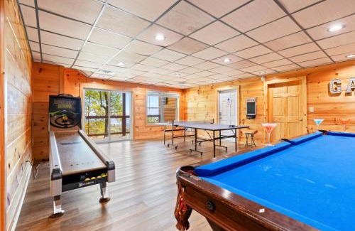 Sevierville Ski Chalet | Tranquil Oceanfront Retreat at Ghosal Luxury Lodging