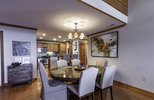 Sugar Mountain Condo | Elevated Getaway at 5100 ft with Panoramic Views & Hot Tub