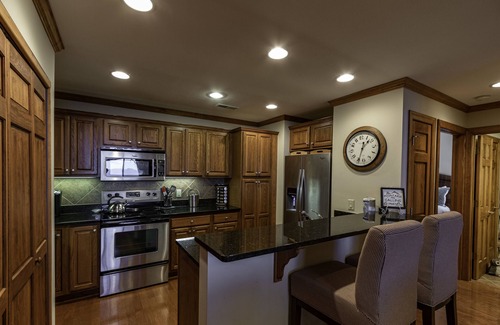 Sugar Mountain Condo | Elevated Getaway at 5100 ft with Panoramic Views & Hot Tub