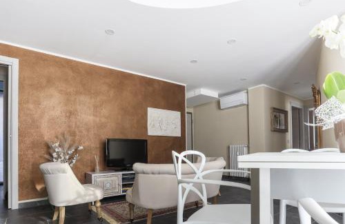 Pettenasco Apartment | Elga's Apartment - Ideal Family Retreat by Lake Orta