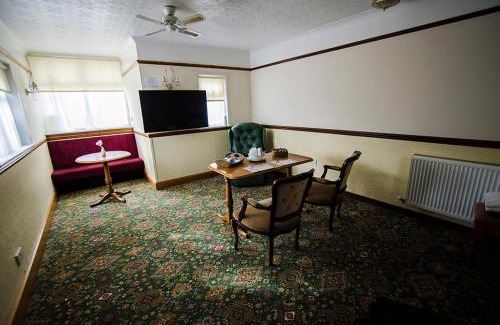 Elgin House | Elgin City Centre Torr House hotel