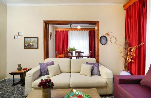 Prinos Apartment | Discover Elia Villa Thassos: 4-Star Retreat with Dining
