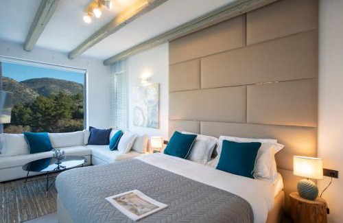 Kalamitsi Villa | Experience Eliandreia Villas: 4-Star Oceanfront Retreat