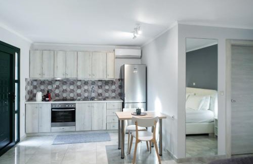 Lygia Apartment | Exceptional Elichrison Studios: Child-Friendly Retreat
