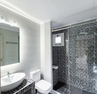 Lygia Apartment | Exceptional Elichrison Studios: Child-Friendly Retreat