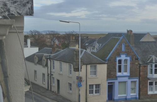 Pittenweem Apartment | Elie: Oceanfront Flat with Pool & Perfect 10 Rating