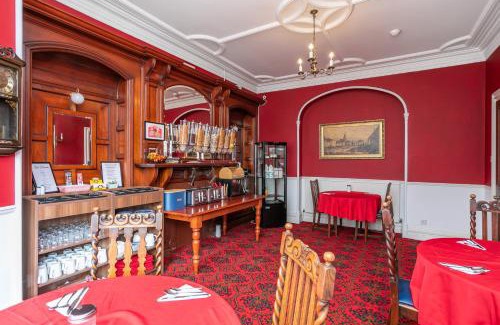 Bowness-on-Windermere Bed & Breakfast | Accessible Retreat at Elim Bank Guest House - Rated 9/10