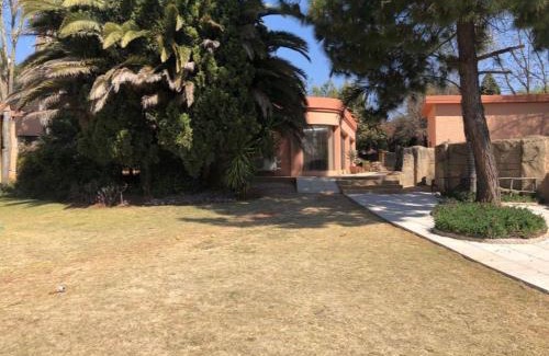Randfontein House | Top-Rated Eliora: Family-Friendly with Kitchen Amenities