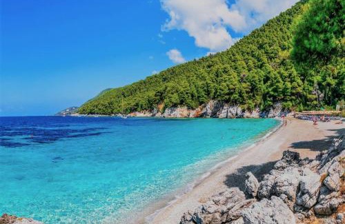 Neo Klima Villa | Explore Elios Private Living: Top-Rated & Family Friendly