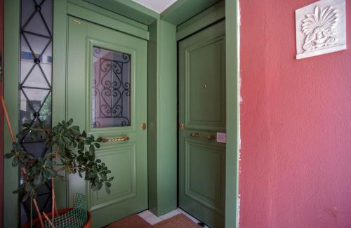 Old Town Apartment | Eliosky Apartment in Ano Poli, Thessaloniki #FeelsLikeHome