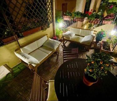 Zona LIII Tomba di Nerone Apartment | Exceptional Elisa e Carla House: Pet & Child-Friendly Apartments