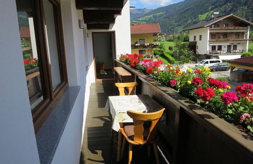 Aschau Im Zillertal Apartment | Elisabeth by Interhome