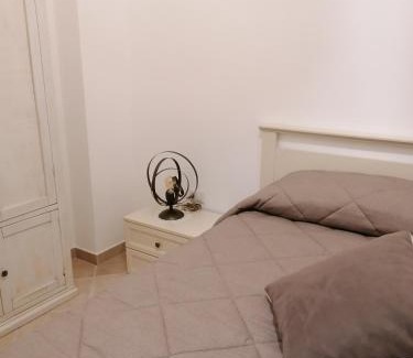 Oria Historic Centre Apartment | Family-Friendly Elisea House Mario Pagano with Stellar Reviews