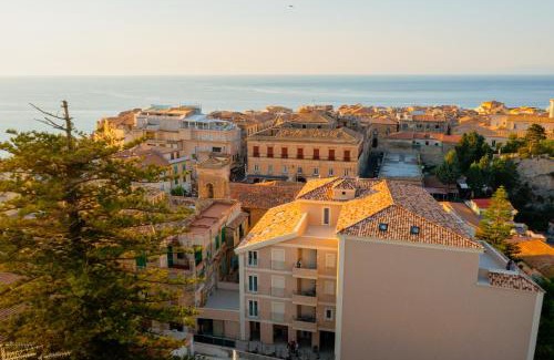 Tropea Hotel | Elegant ELISEO PALACE TROPEA: Family-Friendly Getaway