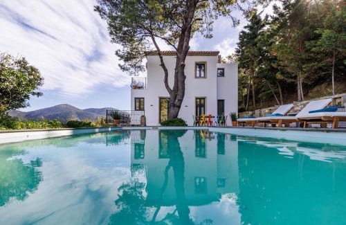 Skopelos Villa | Elissaios-Brand New Renovated Pool Villa