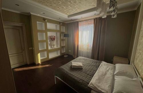 Sumy Oblast Apartment | Pet-Friendly Elit BonRe: Highly Rated with Breakfast Included