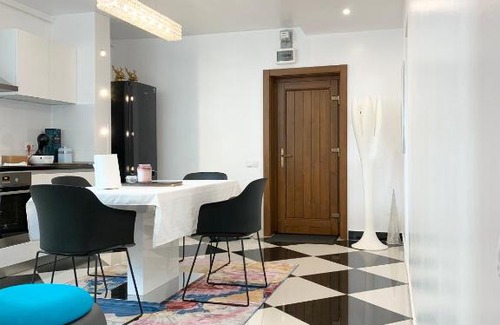 Tirgu Mures Apartment | Elite Apartment: 4-Star Stay with Family-Friendly Amenities
