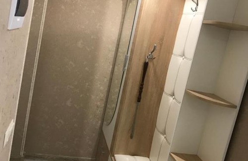 Khasanya Apartment | Guest Rated 10/10: Elite Apartments on Lenin Avenue
