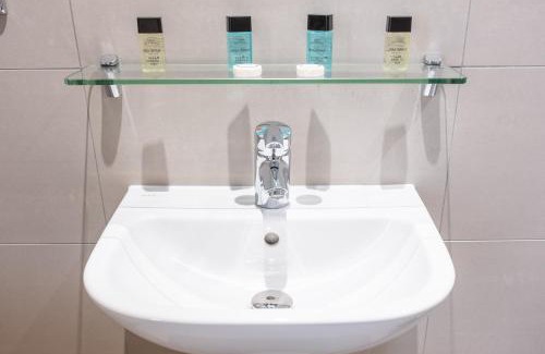 Loughborough Hotel | Top-Rated Elite Athlete Centre and Hotel with Family-Friendly Perks