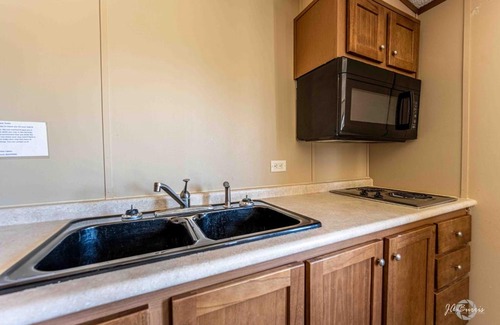 Big Spring Hotel | Guest Rated: Elite Cabins and RV Park with Great Amenities