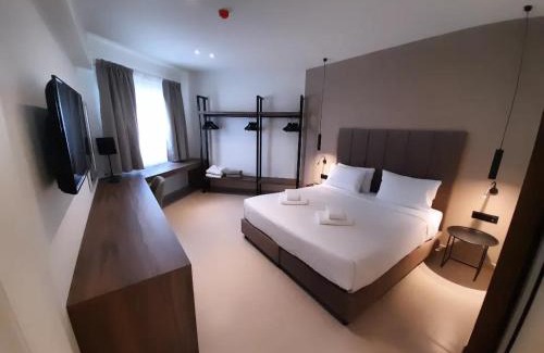 Rhodes Hotel | Elite Centre: Guest Rated 9.6/10 for Comfort & Quality