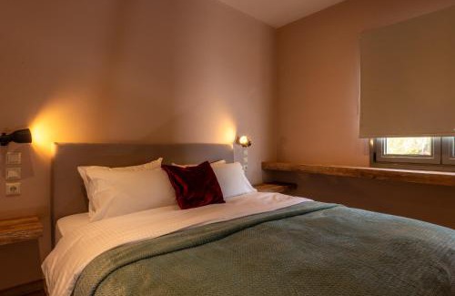 Artemida House | Elite Cottages: Oceanfront Bliss with 10/10 Guest Rating