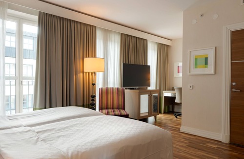 Malmo Old Town Hotel | Elite Hotel Esplanade: 4-Star Stay with Spa & Dining